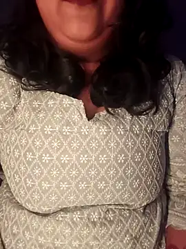 Snapshot of sassy_horny chatting on December 29, 2024, 8:15 pm sassy horny online show from December 29, 2024, 8:15 pm