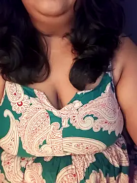 Snapshot of sassy_horny chatting on January 8, 2025, 7:34 pm sassy horny online show from January 8, 2025, 7:34 pm