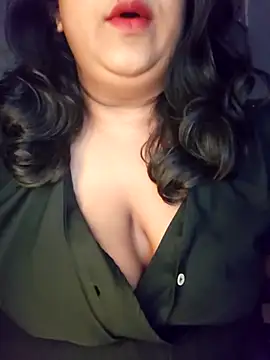 Snapshot of sassy_horny chatting on February 28, 2025, 2:20 am sassy horny online show from February 28, 2025, 2:20 am