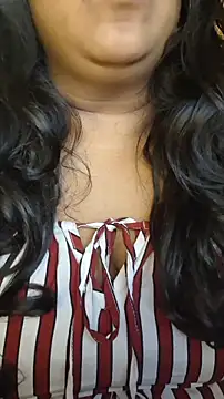 sassy horny online show from December 21, 2025, 4:58 pm