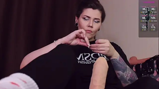 Luna Blake online show from February 6, 2025, 7:18 pm