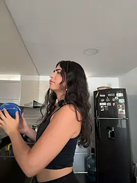 Gaby zahir  online show from October 30, 2025, 11:44 am