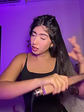 Snapshot of Gaby_zahir_ chatting on February 13, 2026, 12:56 pm Gaby zahir online show from February 13, 2026, 12:56 pm