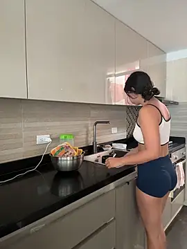 Gaby zahir  online show from March 17, 2026, 7:39 pm