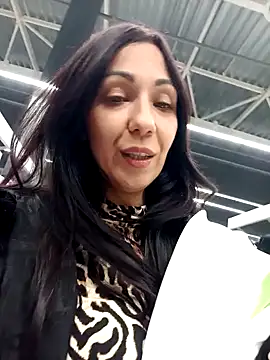 Snapshot of LeticiaWoods chatting on December 7, 2024, 5:53 pm LeticiaWoods online show from December 7, 2024, 5:53 pm