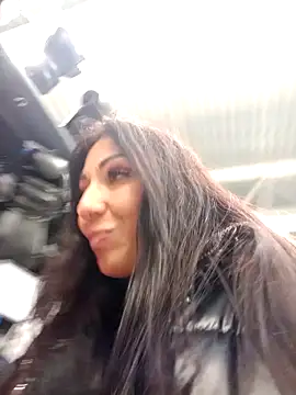 Snapshot of LeticiaWoods chatting on December 22, 2024, 11:00 am LeticiaWoods online show from December 22, 2024, 11:00 am