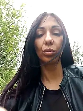 Snapshot of LeticiaWoods chatting on September 14, 2025, 1:43 pm LeticiaWoods online show from September 14, 2025, 1:43 pm