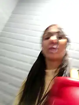 Snapshot of LeticiaWoods chatting on December 3, 2025, 9:07 am LeticiaWoods online show from December 3, 2025, 9:07 am