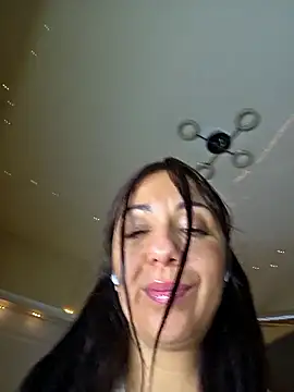 Snapshot of LeticiaWoods chatting on January 13, 2026, 11:15 am LeticiaWoods online show from January 13, 2026, 11:15 am