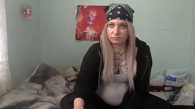 alexabunni online show from March 25, 2026, 2:01 pm