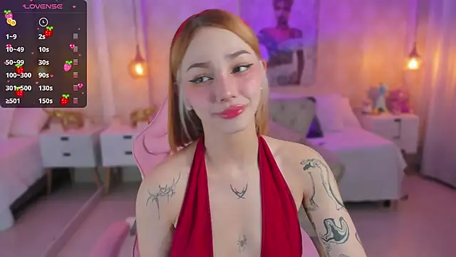 LITTLE-VIVI online show from December 14, 2024, 3:29 am