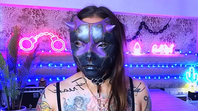 Cool Freak  online show from October 4, 2025, 10:13 am