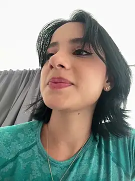 Snapshot of Ale_Lewis chatting on December 26, 2024, 8:21 pm Ale Lewis online show from December 26, 2024, 8:21 pm