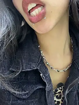 NanaRott online show from March 1, 2026, 1:51 am