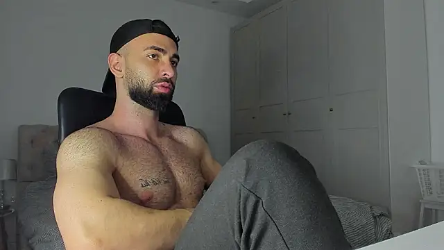 MichaelMasterss online show from February 14, 2026, 1:46 am