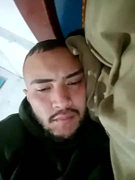 Stiven088 online show from December 5, 2025, 2:47 pm