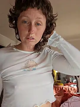 mossy kiss online show from January 8, 2026, 5:15 pm