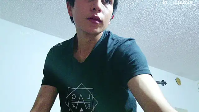 seraph1n online show from November 8, 2025, 8:47 am