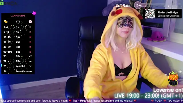 strawberry muffin online show from December 3, 2024, 7:55 pm