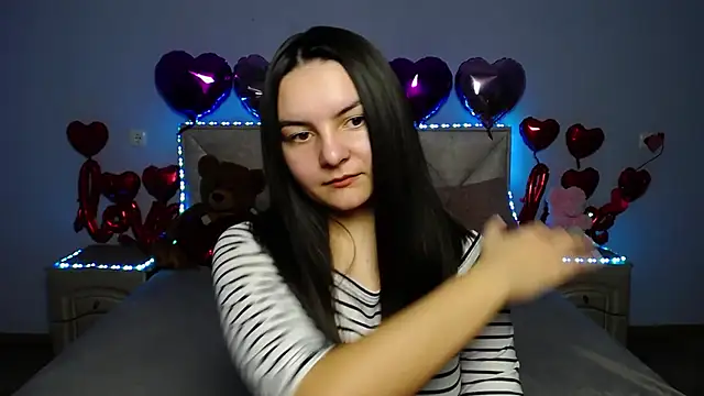 JasmineAsha online show from March 7, 2025, 6:57 am