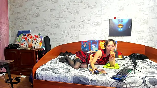 KagamiTayga online show from December 2, 2025, 2:39 am