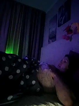 Snapshot of ROXOLANAA_SEXY chatting on November 16, 2025, 2:06 am ROXOLANAA SEXY online show from November 16, 2025, 2:06 am