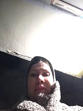 Snapshot of ROXOLANAA_SEXY chatting on November 23, 2025, 2:39 pm ROXOLANAA SEXY online show from November 23, 2025, 2:39 pm