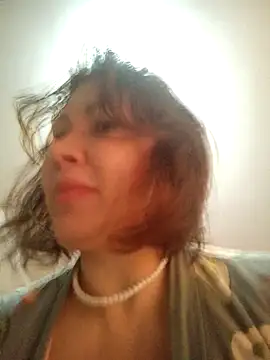 Snapshot of ROXOLANAA_SEXY chatting on November 30, 2025, 11:03 am ROXOLANAA SEXY online show from November 30, 2025, 11:03 am