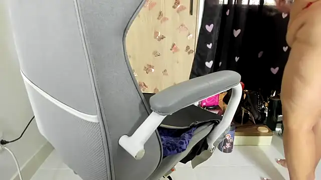 anawatson online show from April 6, 2026, 6:31 pm