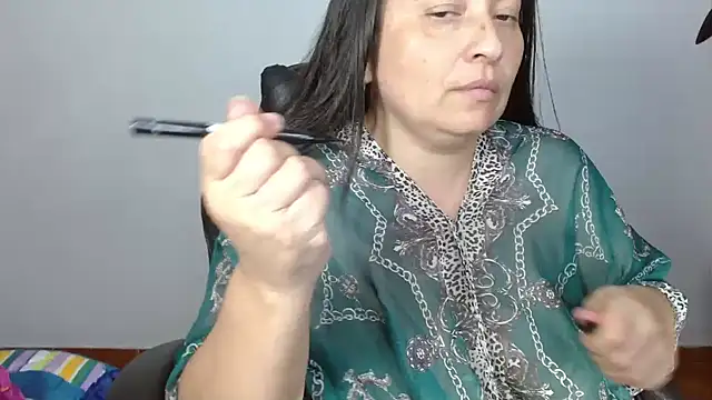 Victoriaevans1 online show from March 19, 2026, 8:02 pm