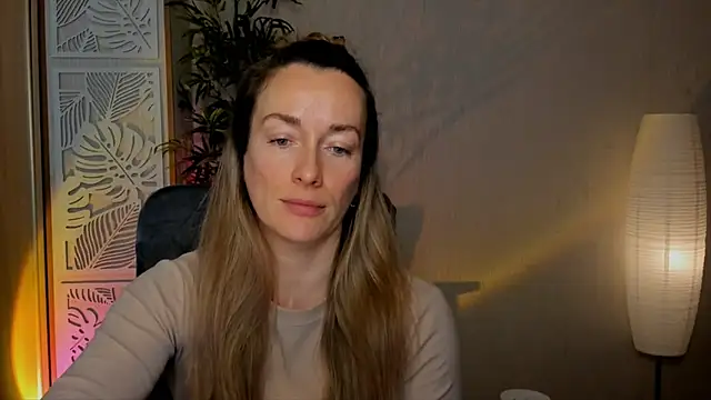 RebeccaMartinez online show from March 1, 2026, 6:26 am