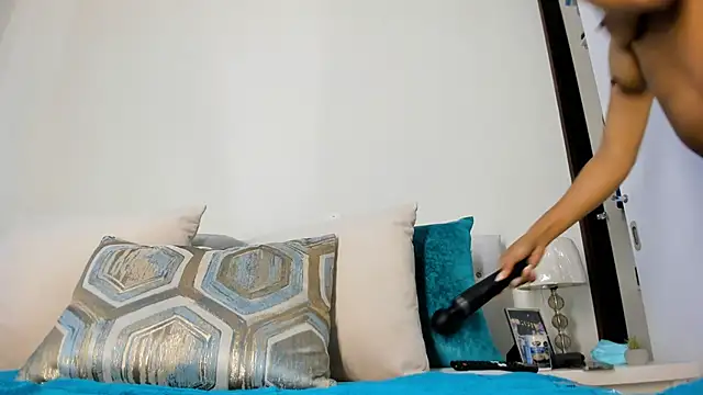 rachel evansxx online show from February 23, 2025, 9:16 pm