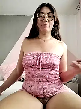 katha steele  online show from February 19, 2025, 8:31 pm