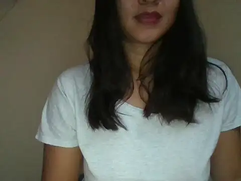  smiling4u  online show from May 25, 2026, 7:47 am