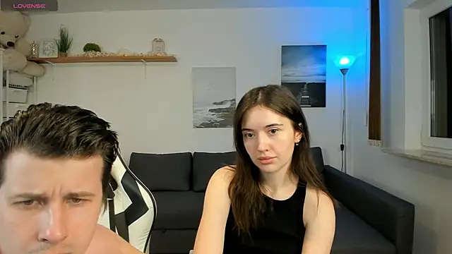 PollyFlame online show from February 2, 2025, 10:28 pm