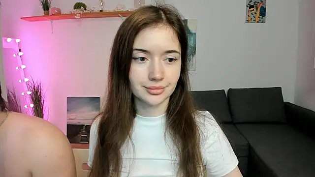 PollyFlame online show from October 19, 2025, 12:00 am