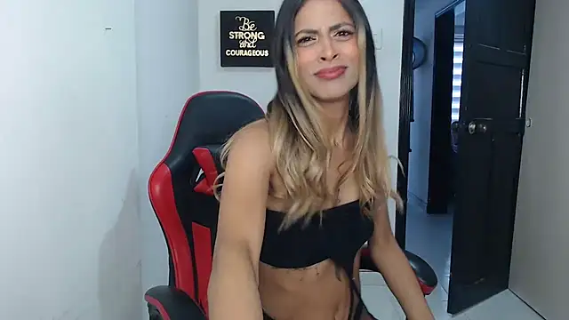 Liamiler01  online show from October 1, 2025, 12:22 pm