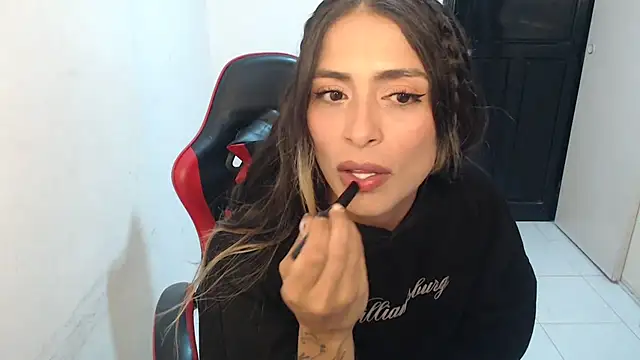 Liamiler01  online show from February 19, 2026, 1:56 am