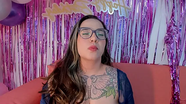 DEVA BLUE  online show from April 24, 2026, 3:09 am