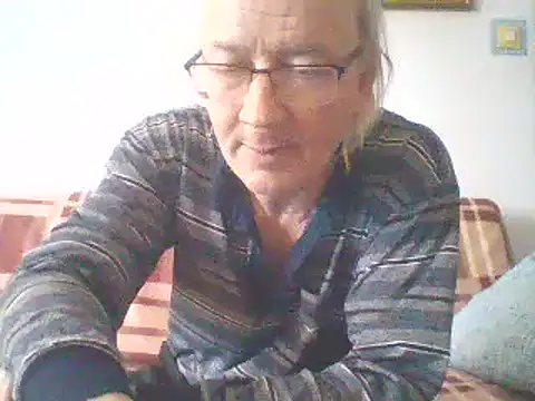 cumloverboyxx69 online show from March 14, 2025, 1:13 pm