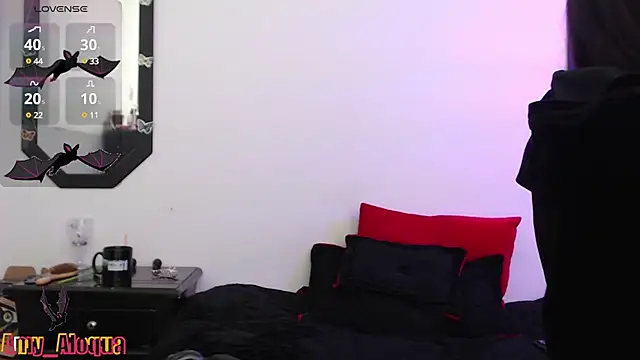 Amy Aloqua online show from February 21, 2025, 2:38 pm