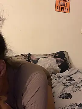 Iceblanca online show from March 11, 2025, 6:43 am