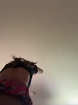 Iceblanca online show from April 16, 2026, 4:08 pm