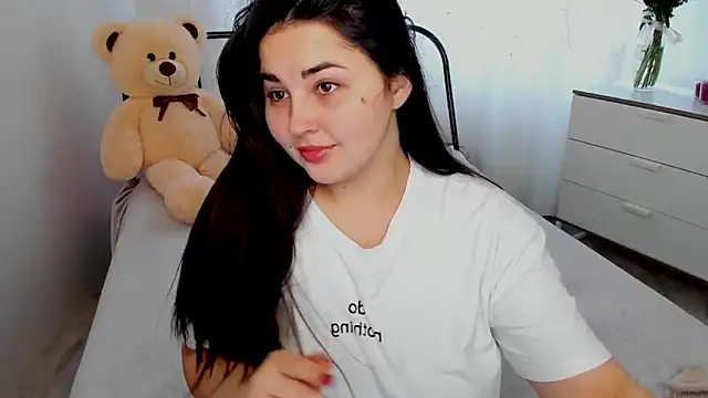 Snapshot of Talla_a chatting on February 5, 2026, 9:25 am Talla a online show from February 5, 2026, 9:25 am