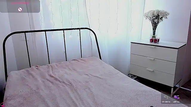 Snapshot of Talla_a chatting on February 14, 2026, 10:12 am Talla a online show from February 14, 2026, 10:12 am