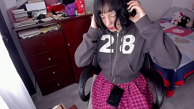 Room312  online show from December 2, 2024, 3:47 pm