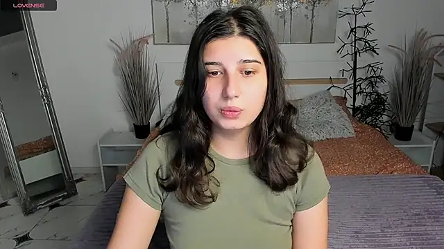 Snapshot of Linda_EX chatting on December 6, 2024, 7:32 am Linda EX online show from December 6, 2024, 7:32 am