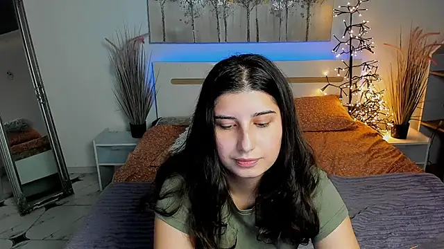 Snapshot of Linda_EX chatting on December 6, 2024, 10:38 am Linda EX online show from December 6, 2024, 10:38 am