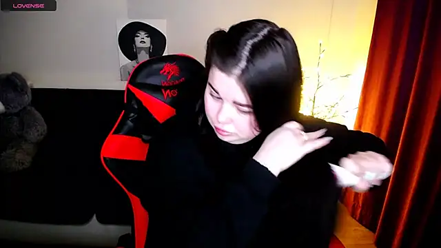 Emily Mo online show from January 29, 2025, 6:22 am