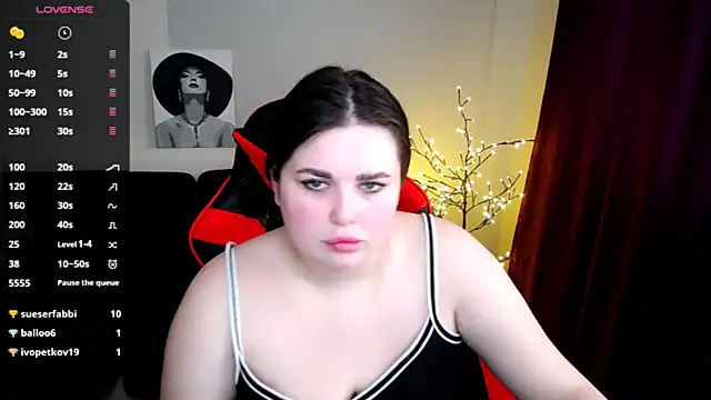 Emily Mo online show from February 2, 2025, 9:30 am